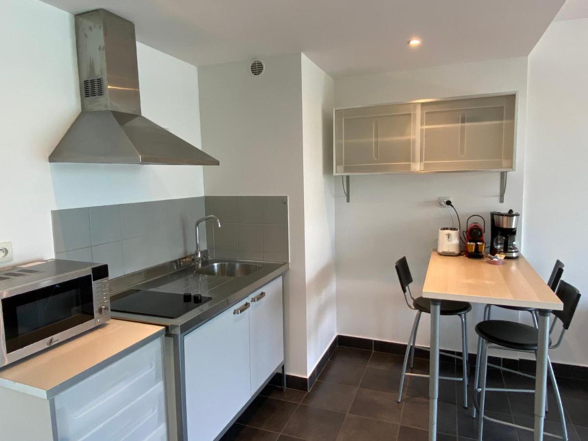 Les Suites Du Port Le Bourget-du-Lac Esterno foto