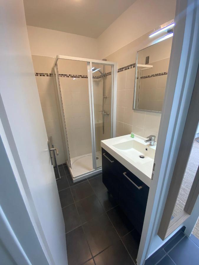 Les Suites Du Port Le Bourget-du-Lac Esterno foto